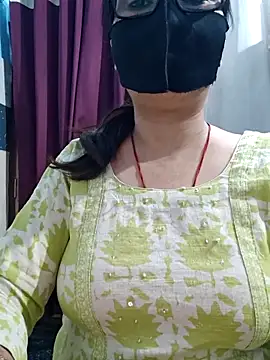 Aishwaryaa 69 online show from May 24, 2026, 11:37 am