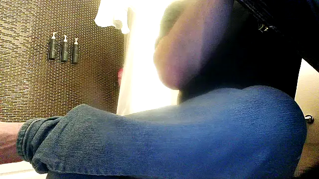 Snapshot of Jacknjimmyjohn chatting on March 16, 2025, 9:16 am Jacknjimmyjohn online show from March 16, 2025, 9:16 am