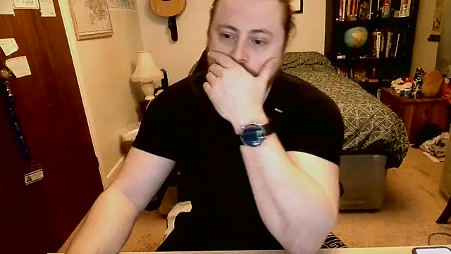 Snapshot of Hairy_Guy30 chatting on January 6, 2025, 11:42 pm Hairy Guy30 online show from January 6, 2025, 11:42 pm