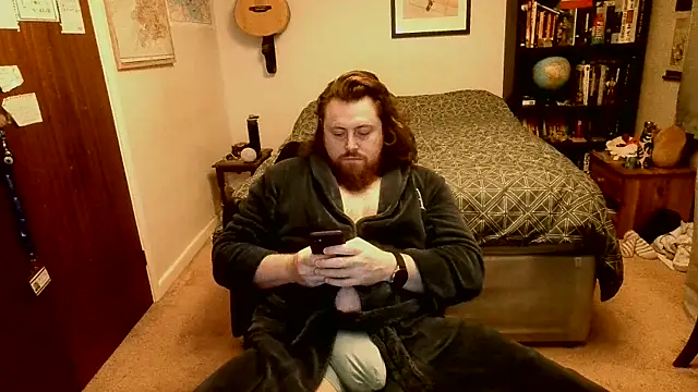 Snapshot of Hairy_Guy30 chatting on January 8, 2025, 5:59 pm Hairy Guy30 online show from January 8, 2025, 5:59 pm