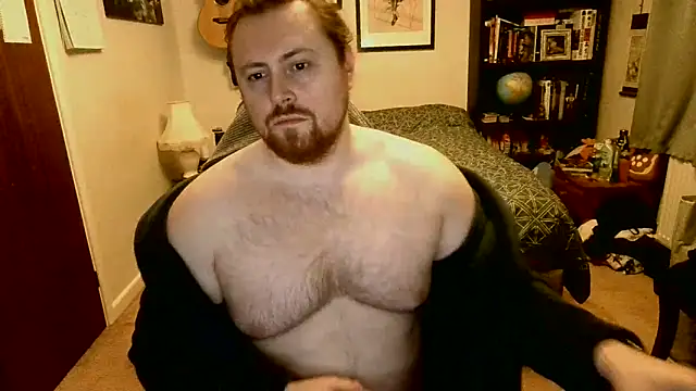 Snapshot of Hairy_Guy30 chatting on March 20, 2025, 1:35 am Hairy Guy30 online show from March 20, 2025, 1:35 am