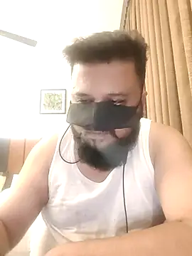 Hunk-Hand6 online show from February 21, 2026, 8:21 pm