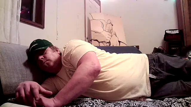 Snapshot of Mic_Oxinner chatting on December 8, 2024, 1:58 pm Mic Oxinner online show from December 8, 2024, 1:58 pm