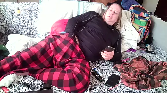 Snapshot of Mic_Oxinner chatting on January 26, 2025, 8:34 pm Mic Oxinner online show from January 26, 2025, 8:34 pm