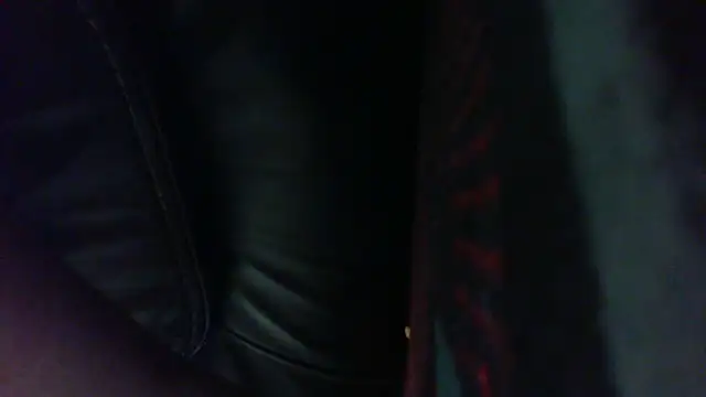 Snapshot of Mic_Oxinner chatting on September 10, 2025, 10:10 pm Mic Oxinner online show from September 10, 2025, 10:10 pm