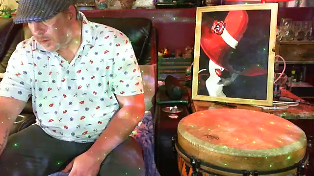 Snapshot of Mic_Oxinner chatting on September 15, 2025, 9:20 am Mic Oxinner online show from September 15, 2025, 9:20 am