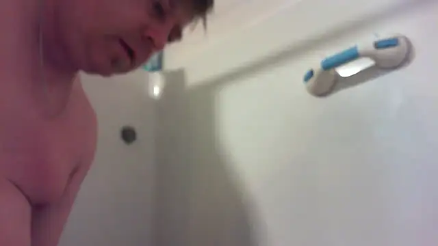 Snapshot of Mic_Oxinner chatting on September 26, 2025, 9:02 am Mic Oxinner online show from September 26, 2025, 9:02 am