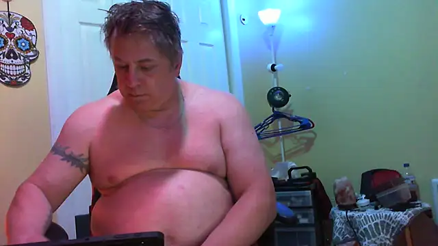 Snapshot of Mic_Oxinner chatting on September 29, 2025, 4:06 am Mic Oxinner online show from September 29, 2025, 4:06 am