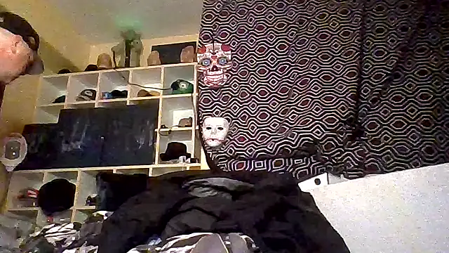 Snapshot of Mic_Oxinner chatting on October 6, 2025, 10:34 am Mic Oxinner online show from October 6, 2025, 10:34 am