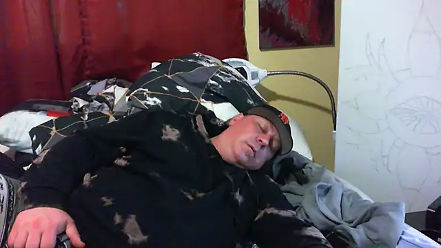 Snapshot of Mic_Oxinner chatting on October 11, 2025, 11:36 pm Mic Oxinner online show from October 11, 2025, 11:36 pm