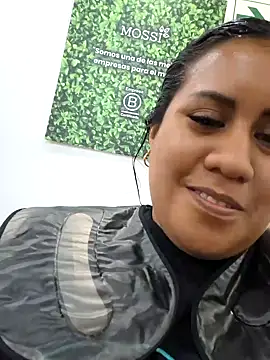 KasiaVenus  online show from December 31, 2024, 8:02 pm