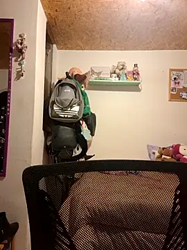 KasiaVenus  online show from October 30, 2025, 3:52 am