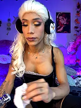 Snapshot of Alexa_Chanell_Oficial chatting on October 28, 2025, 11:40 pm Alexa Chanell Oficial online show from October 28, 2025, 11:40 pm