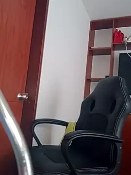 FREYJA- online show from September 28, 2025, 7:41 pm