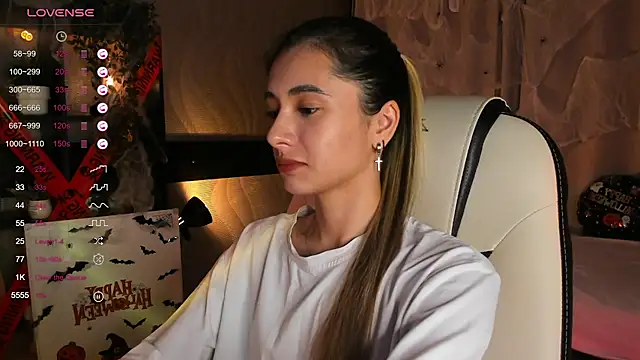 Snapshot of DarlaLike chatting on October 24, 2025, 3:47 am DarlaLike online show from October 24, 2025, 3:47 am