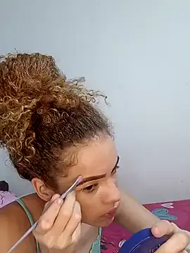 Snapshot of Zamu_1992 chatting on January 13, 2025, 6:06 am Zamu 1992 online show from January 13, 2025, 6:06 am