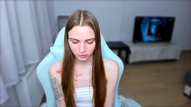 StellaLawless online show from February 19, 2025, 11:46 pm