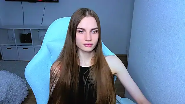 StellaLawless online show from September 19, 2025, 5:46 pm