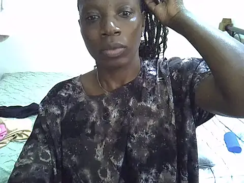 Sweet Bear online show from December 1, 2025, 4:56 pm