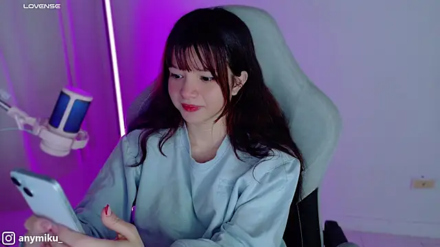 stephybrown online show from December 16, 2024, 12:04 am