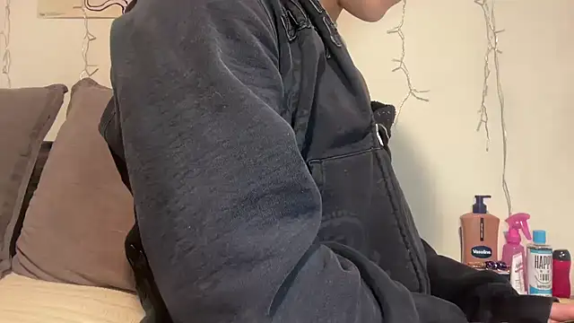 tsjaden777 online show from April 5, 2026, 3:47 am