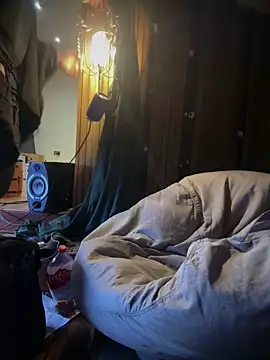 pervy devil online show from April 20, 2026, 9:38 pm