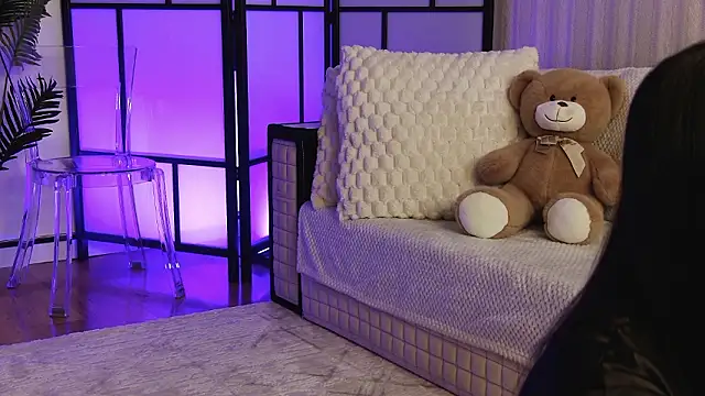 Snapshot of OnlyXandra chatting on February 5, 2026, 5:56 am OnlyXandra online show from February 5, 2026, 5:56 am