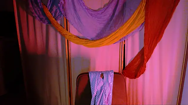 Malinax online show from December 20, 2025, 4:08 am