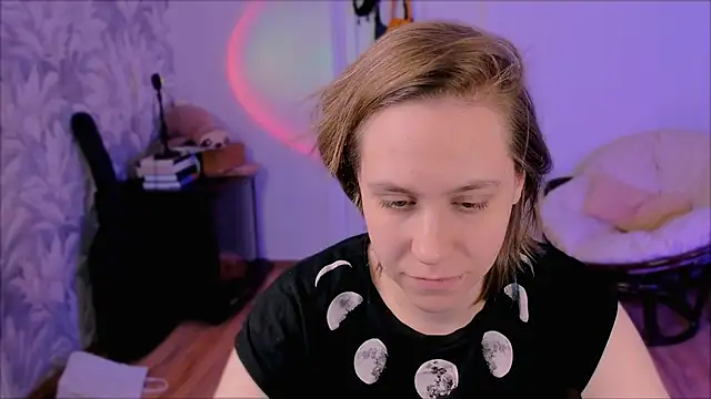 Malinax online show from March 8, 2026, 1:37 pm