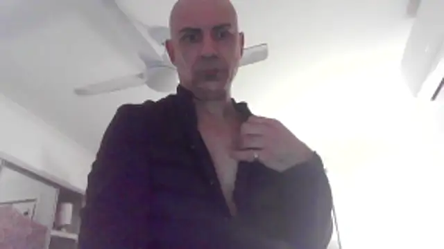 Snapshot of TANTRIC_SLAY chatting on June 13, 2026, 3:37 am TANTRIC SLAY online show from June 13, 2026, 3:37 am