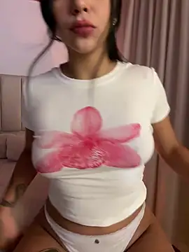 eva elifee online show from April 2, 2026, 11:24 pm