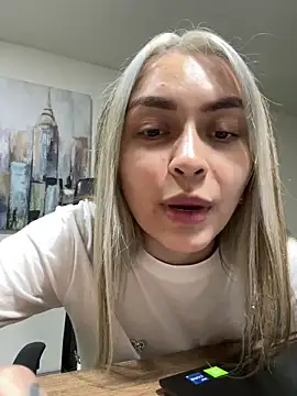 Snapshot of emma_oxford chatting on February 7, 2026, 1:53 am emma oxford online show from February 7, 2026, 1:53 am