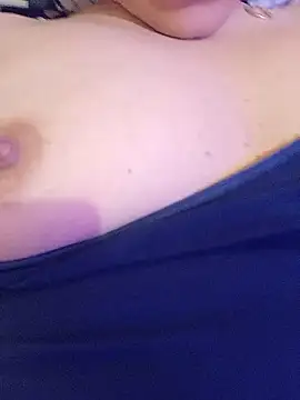 Snapshot of Mimy_khalifa chatting on January 7, 2026, 12:46 am Mimy khalifa online show from January 7, 2026, 12:46 am