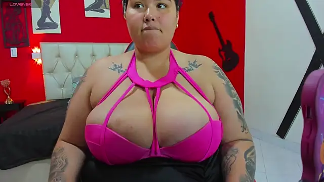 Fernanda Big Boobs online show from March 9, 2026, 8:24 pm