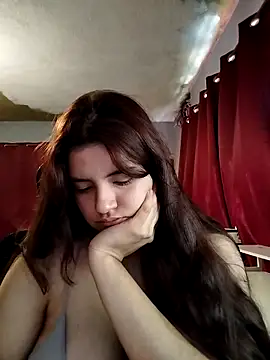 Carandrew online show from November 10, 2025, 4:06 pm