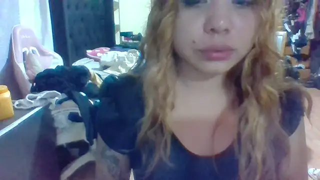 Jennxdolls online show from January 31, 2025, 3:20 am