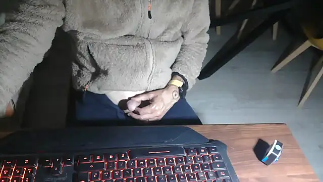 Adri gard online show from April 20, 2026, 8:21 pm