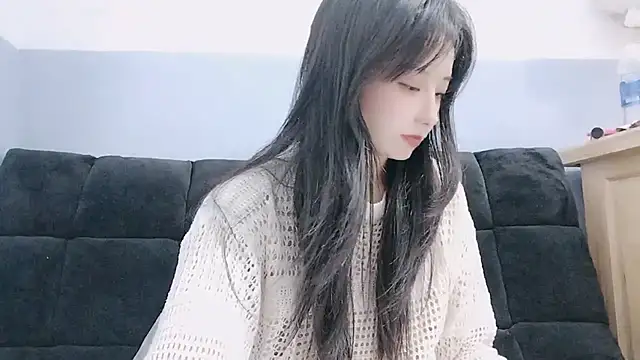 Snapshot of Nery_Asian chatting on December 16, 2024, 6:10 am Nery Asian online show from December 16, 2024, 6:10 am