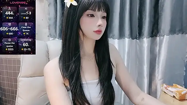 Snapshot of Nery_Asian chatting on February 8, 2025, 5:18 am Nery Asian online show from February 8, 2025, 5:18 am