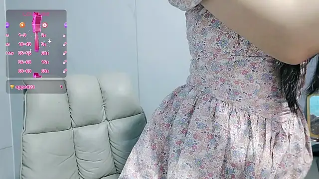 Snapshot of Nery_Asian chatting on September 29, 2025, 11:15 am Nery Asian online show from September 29, 2025, 11:15 am