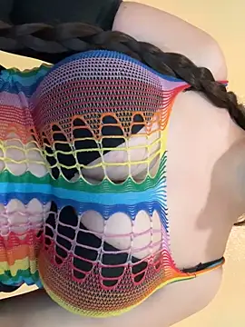 Evelyn Moon online show from December 15, 2025, 1:37 pm