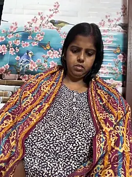 Snapshot of Beauty-queen chatting on November 9, 2025, 10:57 am Beauty-queen online show from November 9, 2025, 10:57 am