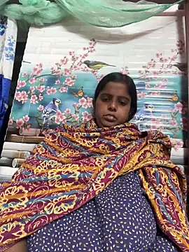 Snapshot of Beauty-queen chatting on November 20, 2025, 11:10 am Beauty-queen online show from November 20, 2025, 11:10 am