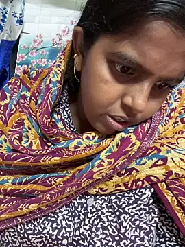 Snapshot of Beauty-queen chatting on December 14, 2025, 10:42 am Beauty-queen online show from December 14, 2025, 10:42 am