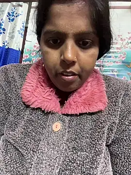 Snapshot of Beauty-queen chatting on January 14, 2026, 1:50 pm Beauty-queen online show from January 14, 2026, 1:50 pm