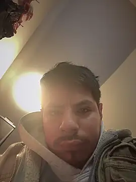 MynameisPaco online show from December 21, 2025, 5:31 pm