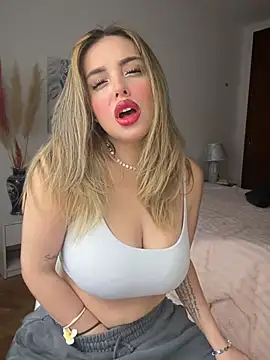 Alirawrz online show from February 1, 2026, 9:41 am