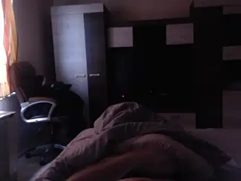 gentleman404040 online show from December 5, 2024, 9:17 am