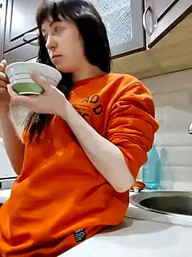 NikaXBerry online show from January 1, 2025, 3:57 pm