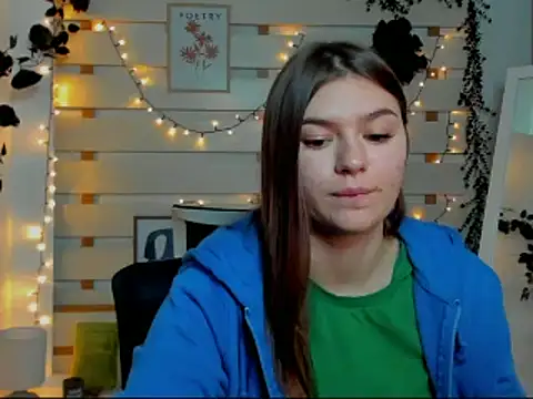 Josephine Kiss online show from February 23, 2026, 12:46 pm